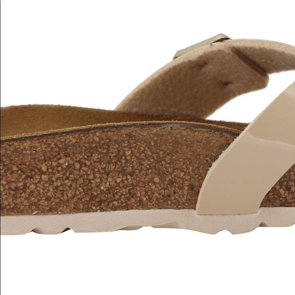 Birkenstock YAO Sandal In SAND PATENT 41/10 NIB - Picture 7 of 7